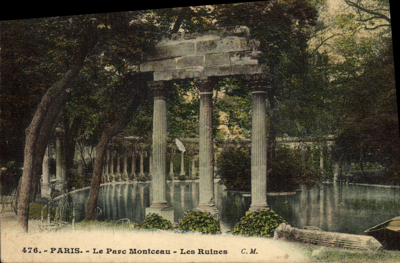 CPA Paris Le Parc Montceau Les Ruines