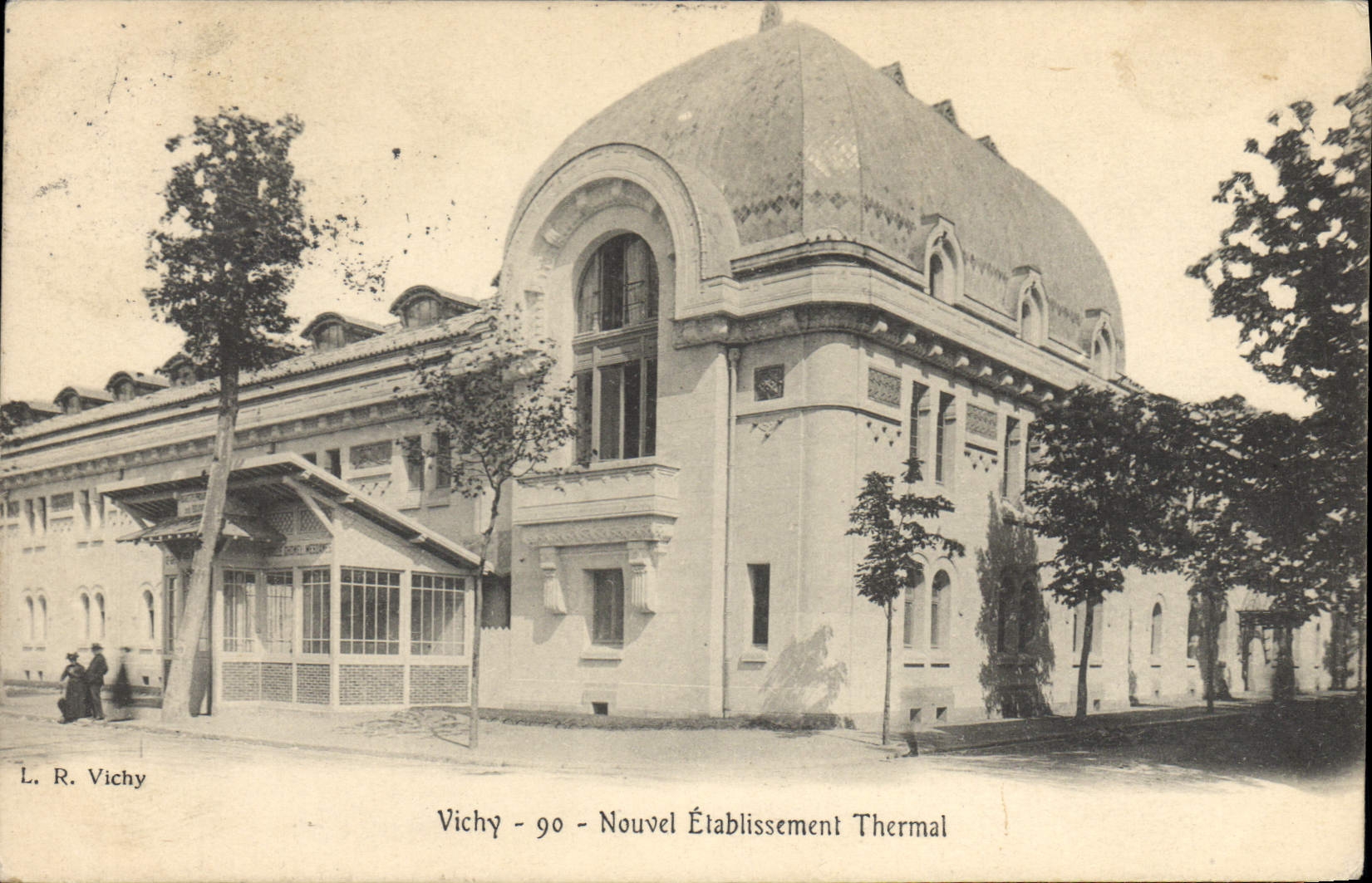 VINTAGE POSTCARD Vichy Hydrotherapy New Hydropathic establishment