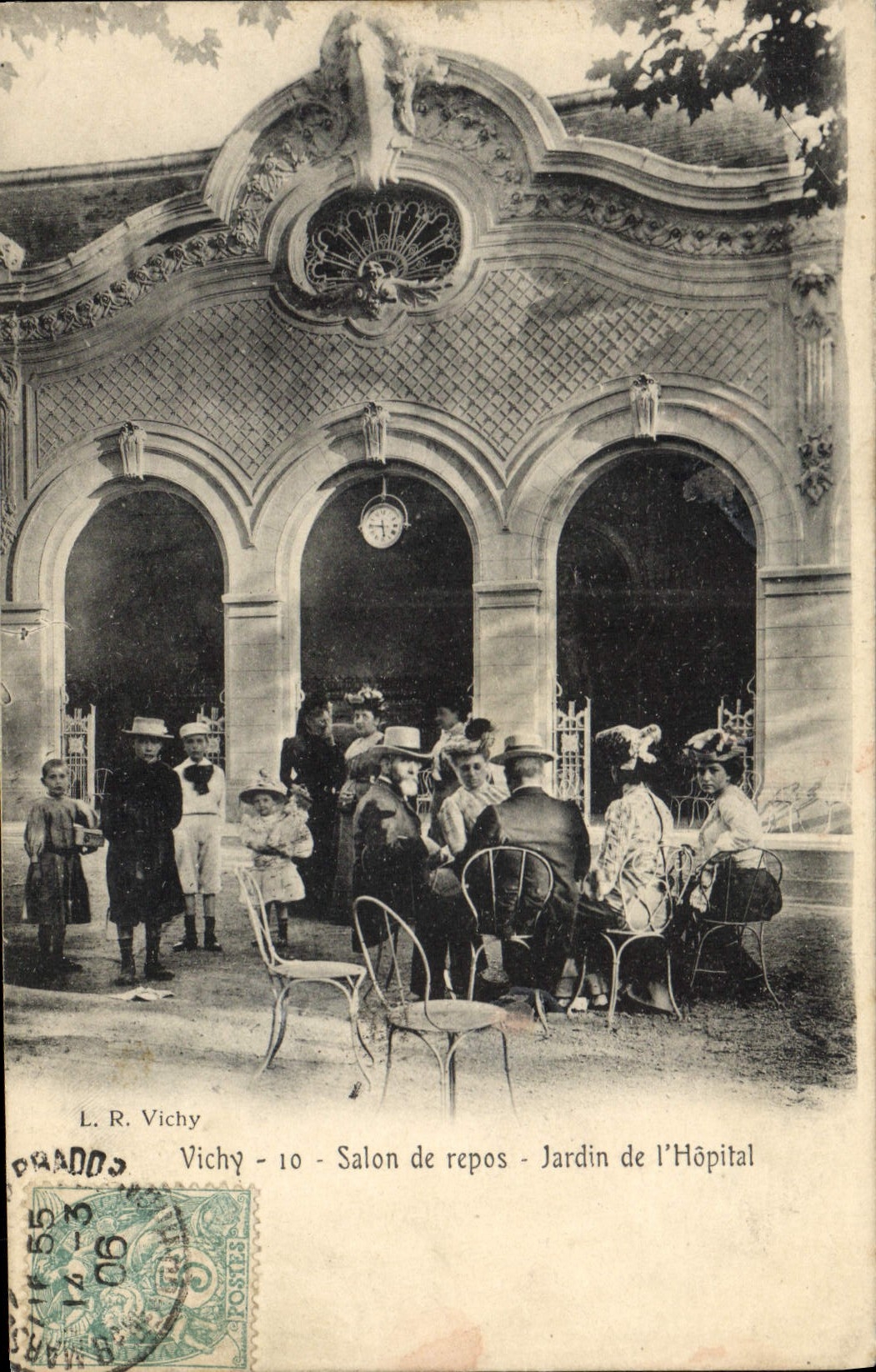 VINTAGE POSTCARD Hydrotherapy Vichy Living room Of Rest Garden De I' Hopital