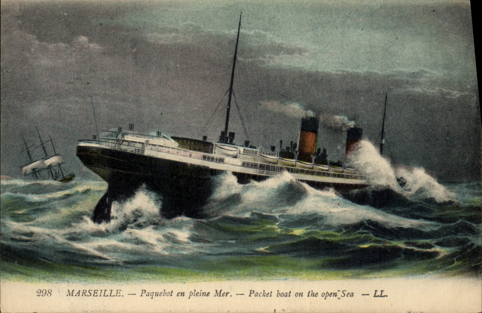 CPA Bateau Paquebot Marseille Paquebot en pleine mer 