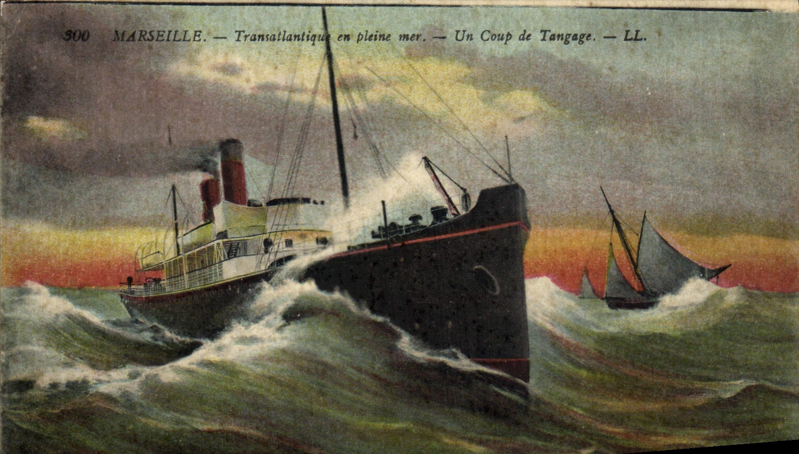 CPA Bateau Paquebot Transatlantique en pleine mer Un coup de tangage