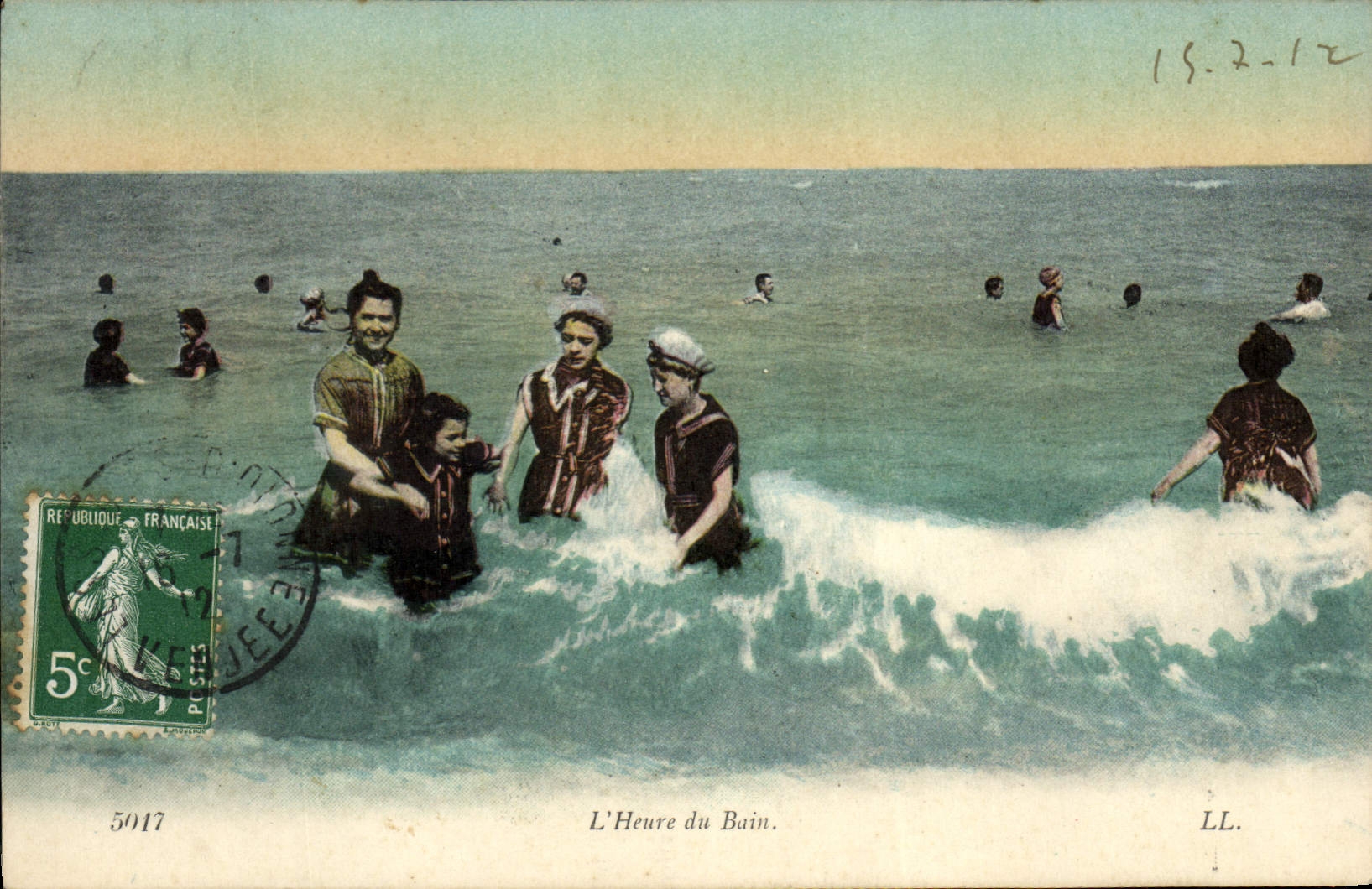VINTAGE POSTCARD Woman Bathing suit the hour of the bath