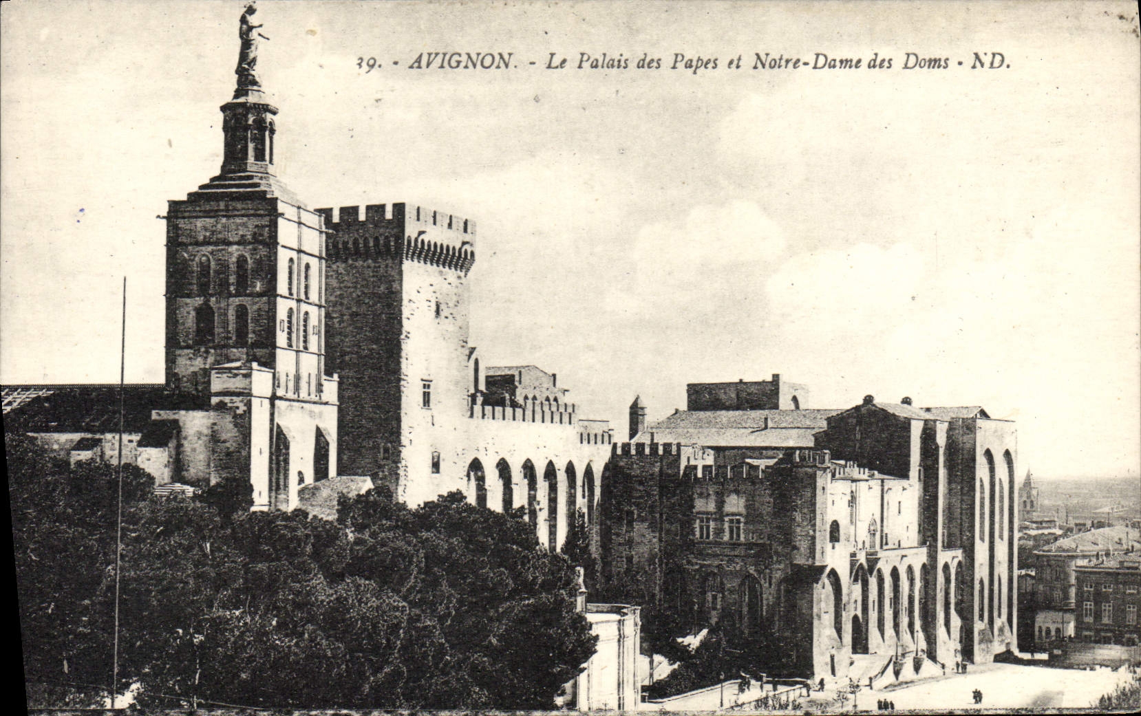 VINTAGE POSTCARD Avignon the Palate Of the Popes And Notre Dame Of Doms