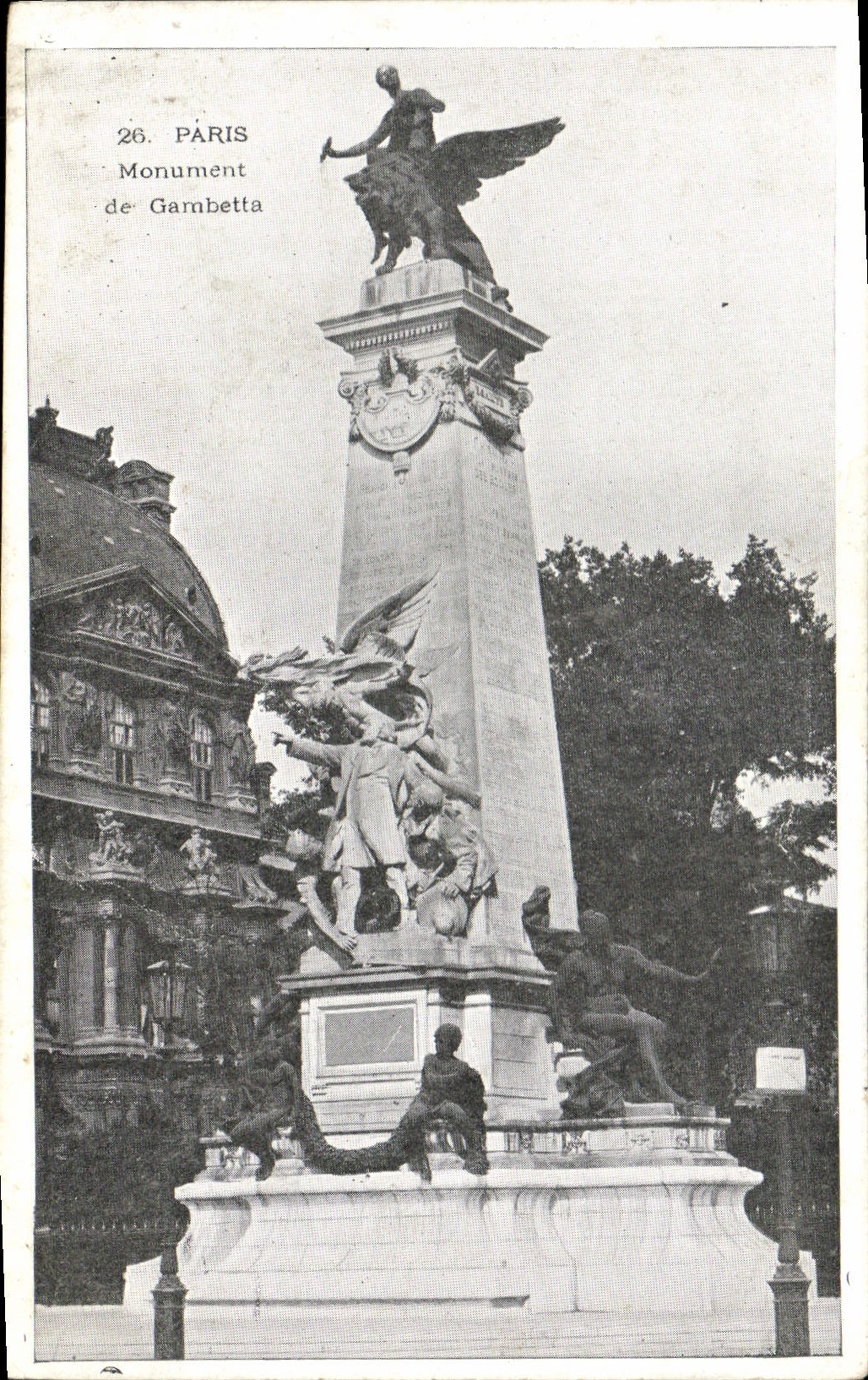 CPA Paris Monument De Gambetta