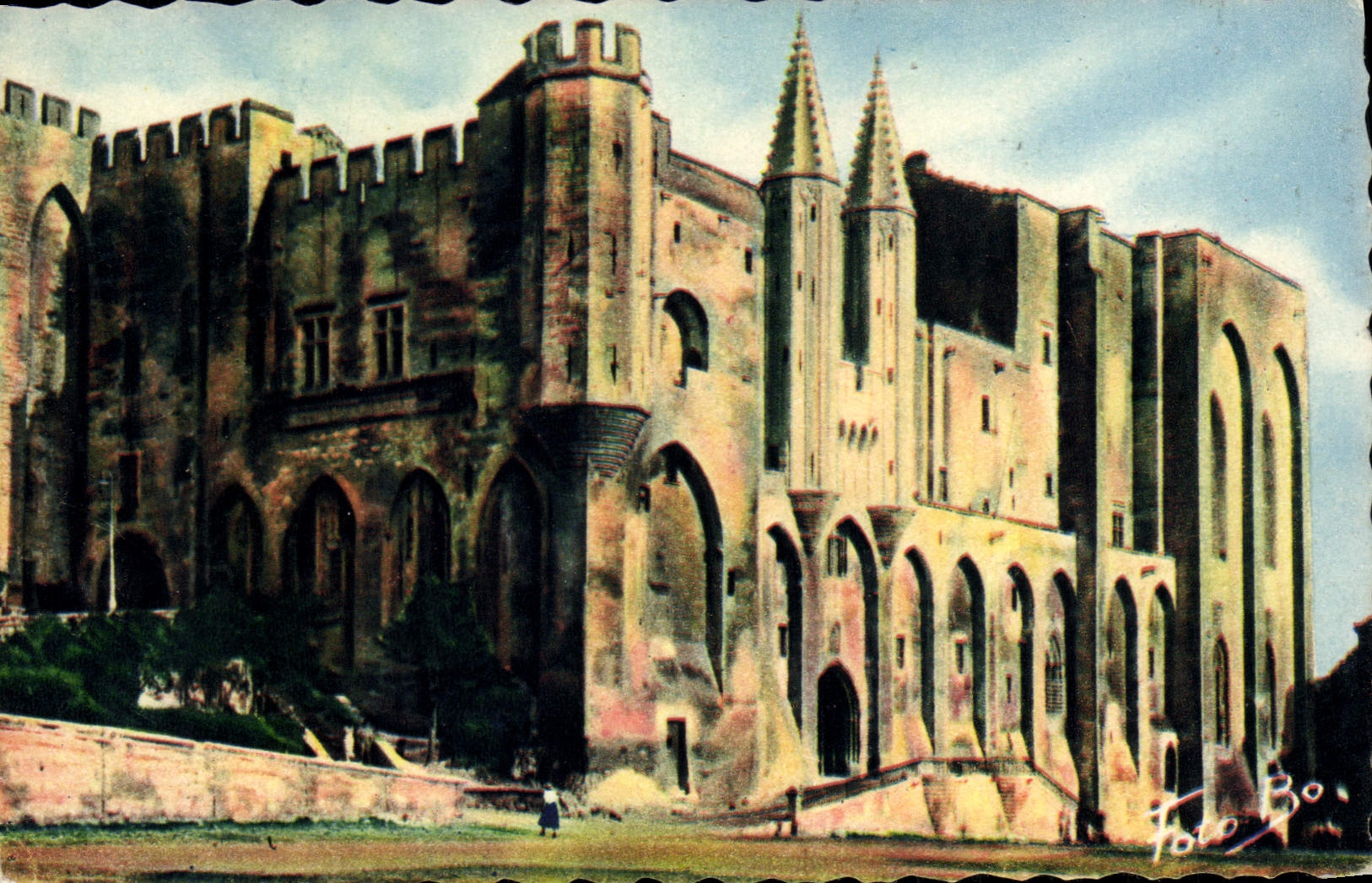 VINTAGE POSTCARD Avignon Castle Of the Popes