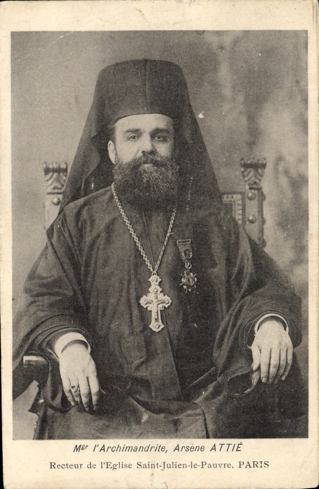 CPA Mgr l'archimandrite Arsene Attie recteur de l'eglise Saint Julien le Pauvre Paris 