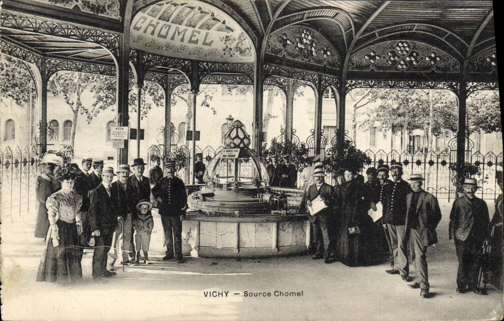 CPA Thermalisme Vichy Source Chomel