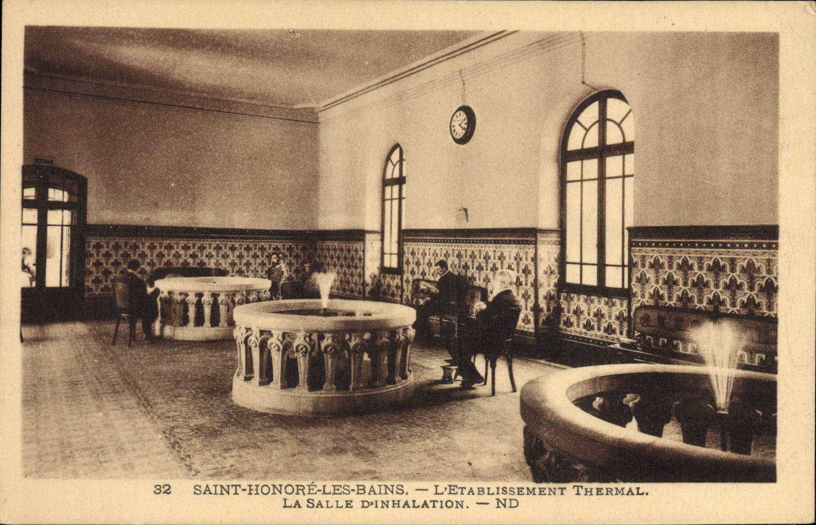 VINTAGE POSTCARD Holy Thermalisme les Bains Honors the hydropathic establishment the room with inhalation