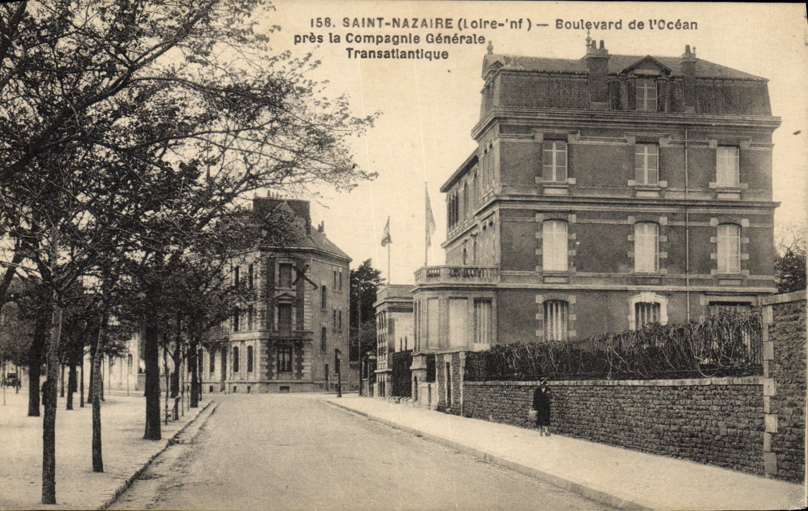 VINTAGE POSTCARD Saint Nazaire Boulevard of the Ocean close the Transatlantic General Company