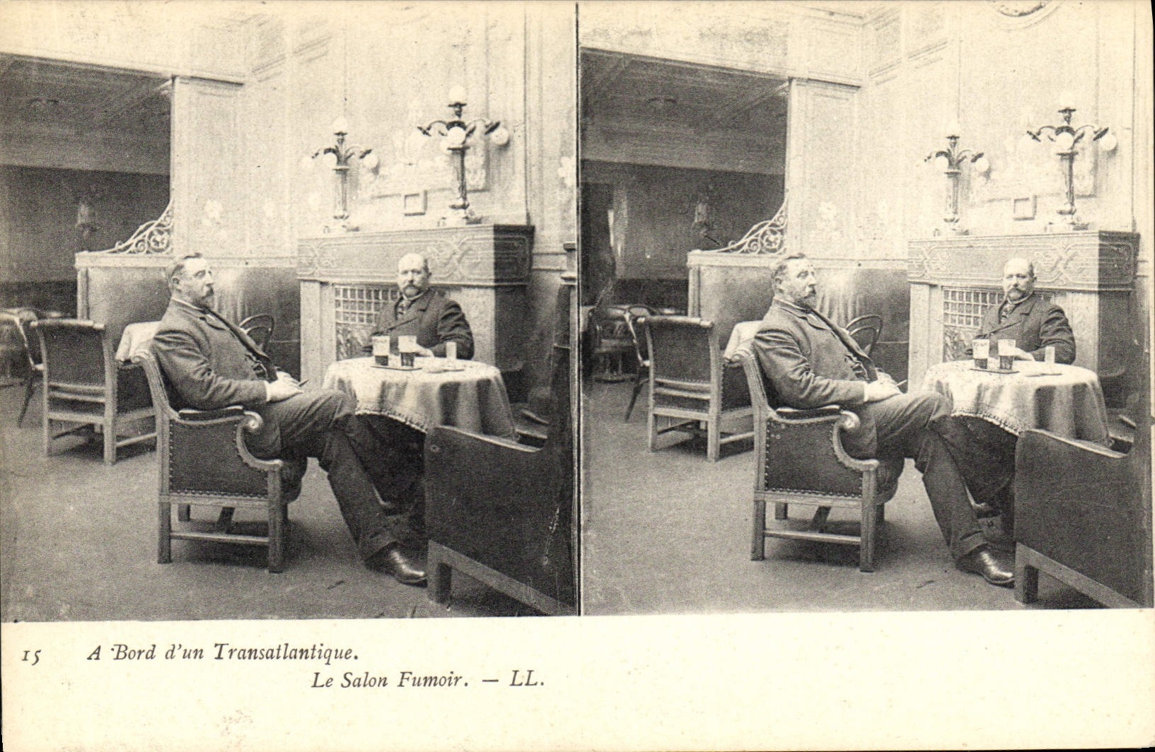 CPA Bateau Paquebot Transatlantique Le Salon fumoir Tabac