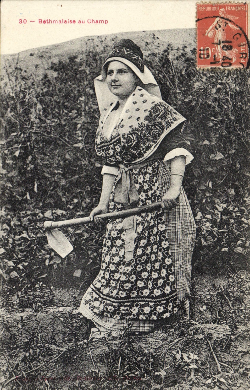 CPA Folklore Bethmalaise au champ
