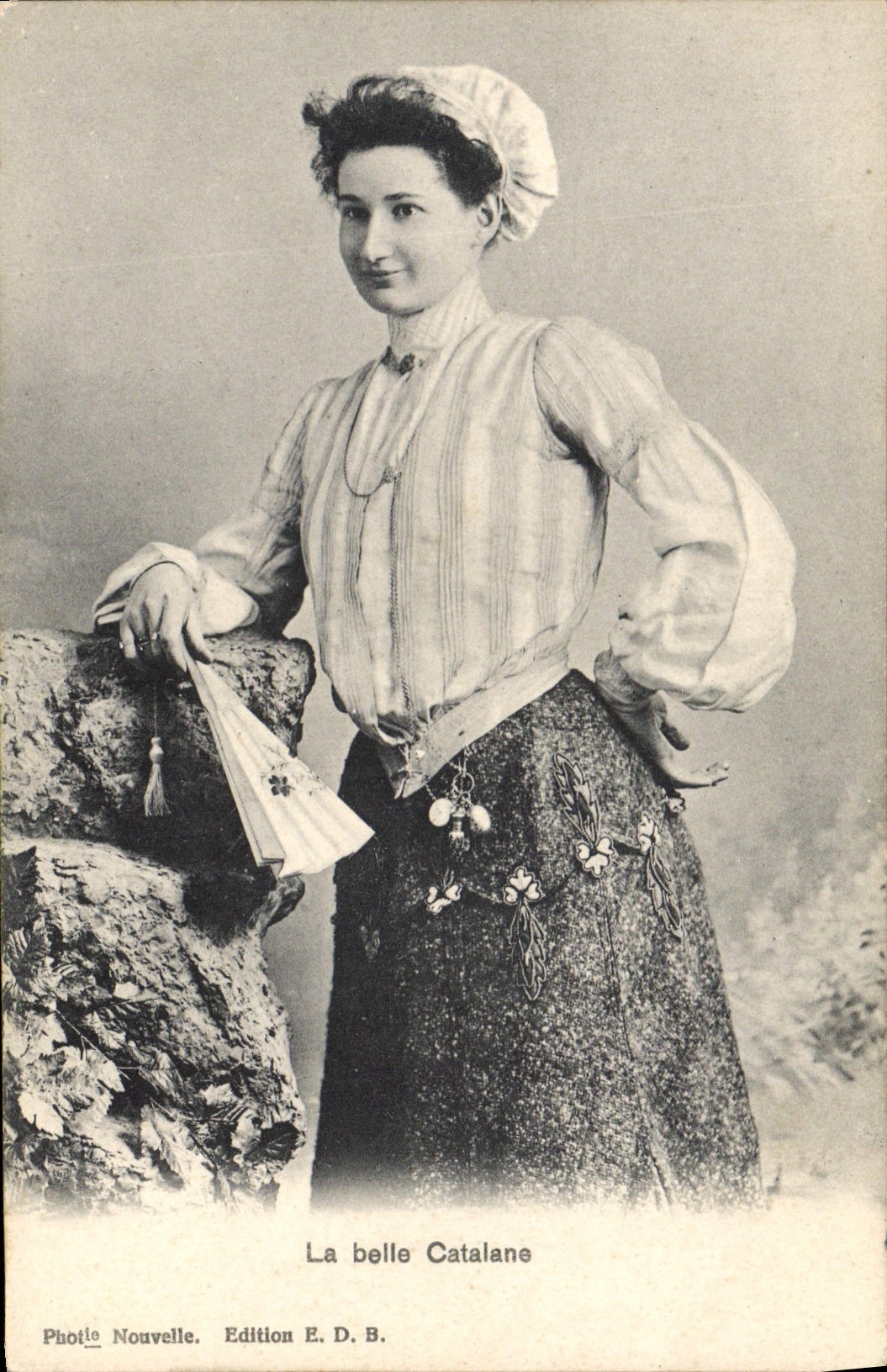 CPA Folklore La belle Catalane