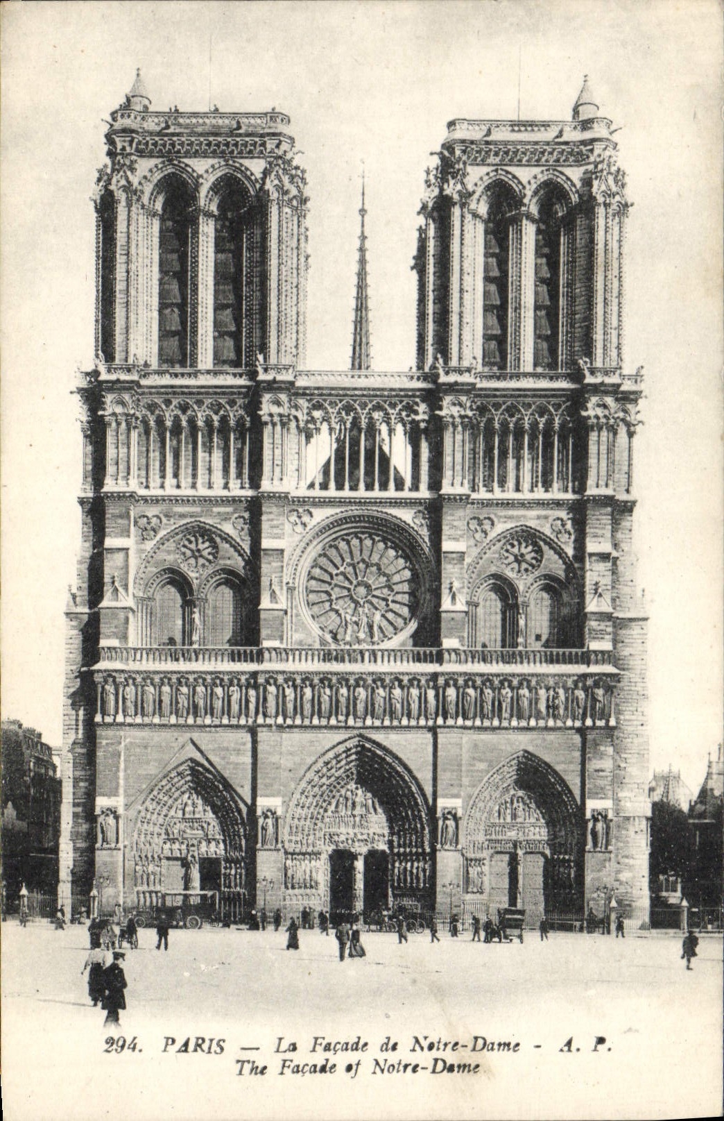 VINTAGE POSTCARD Paris the Frontage of Notre Dame