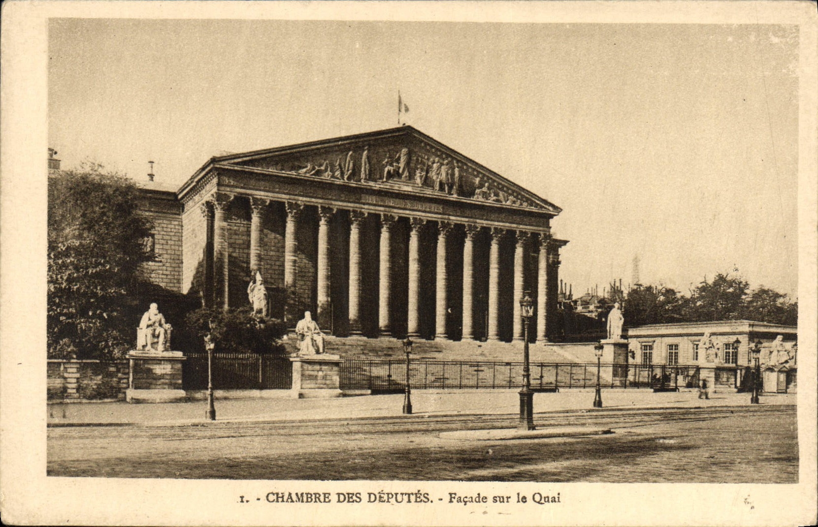 CPA Paris Chambre Des Deputes Facade sur le Quai