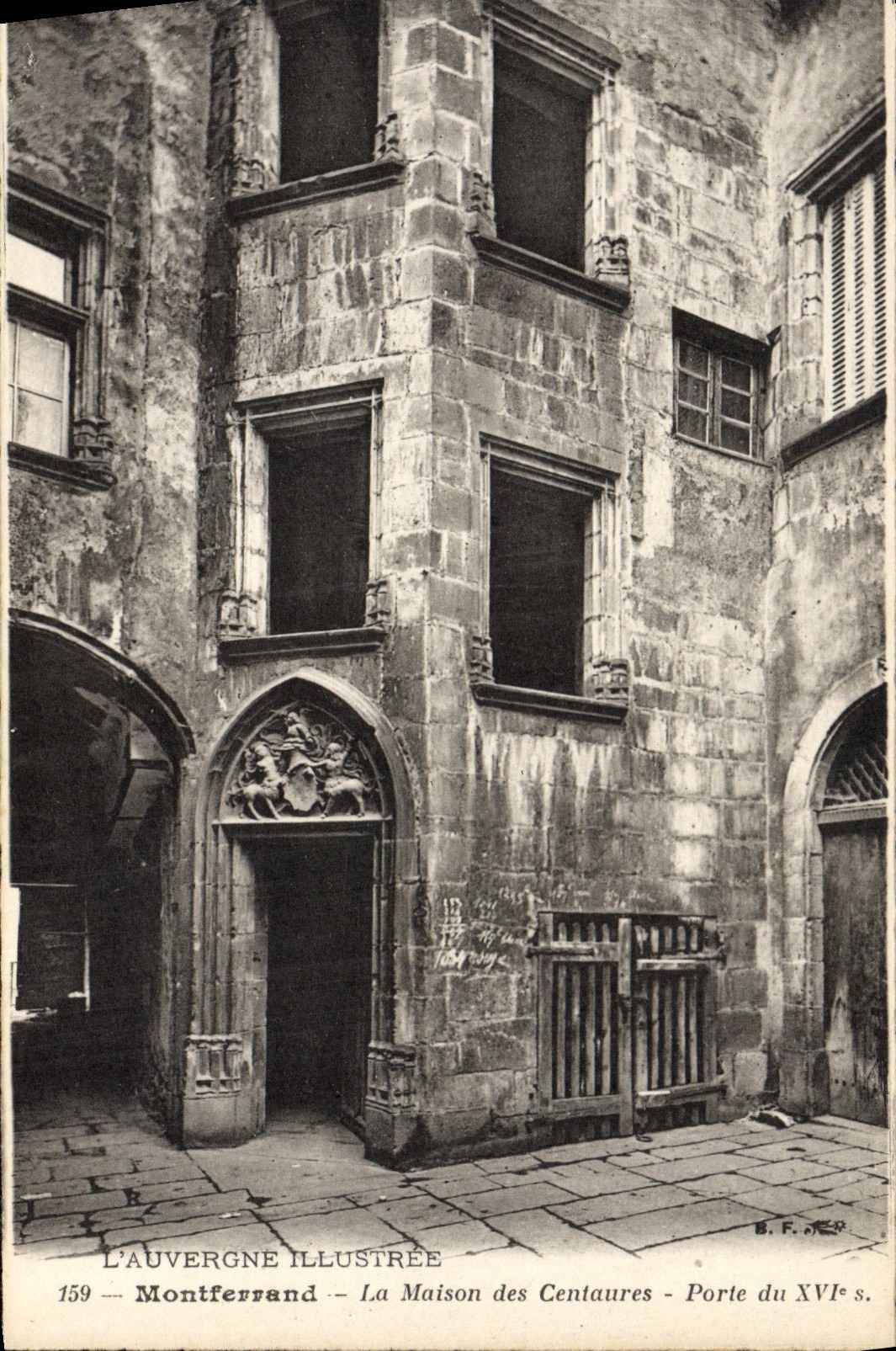 VINTAGE POSTCARD Illustrated Auvergne Montferrand the house of the Centaurs