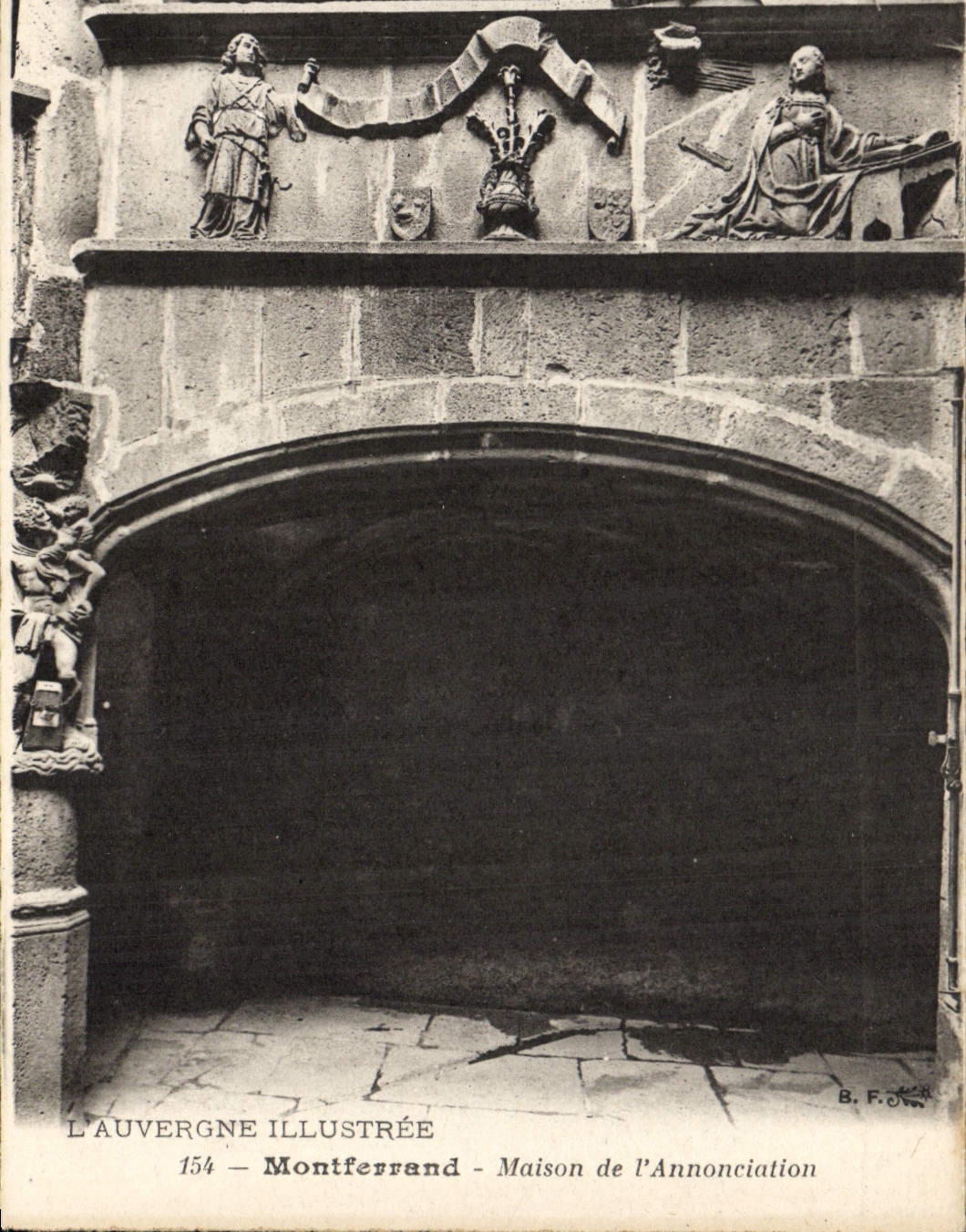 VINTAGE POSTCARD Illustrated Auvergne Montferrand House of the Annunciation