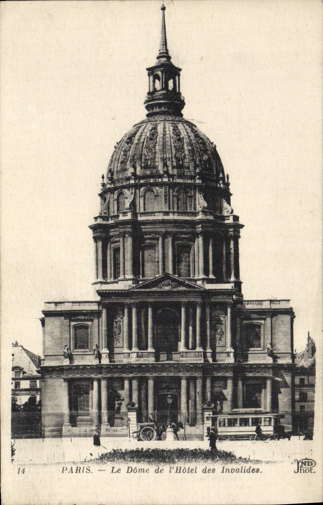 CPA Paris Le Dome de L'Hotel des Invalides
