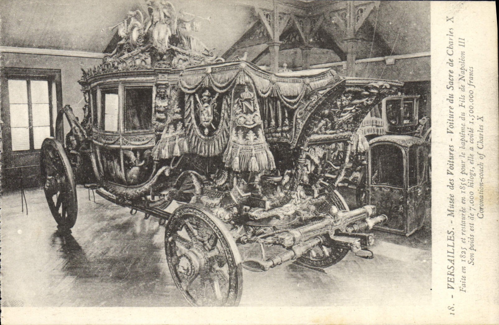 CPA Palais de Versailles Musee des Voitures Voiture du Sacre de Charles X