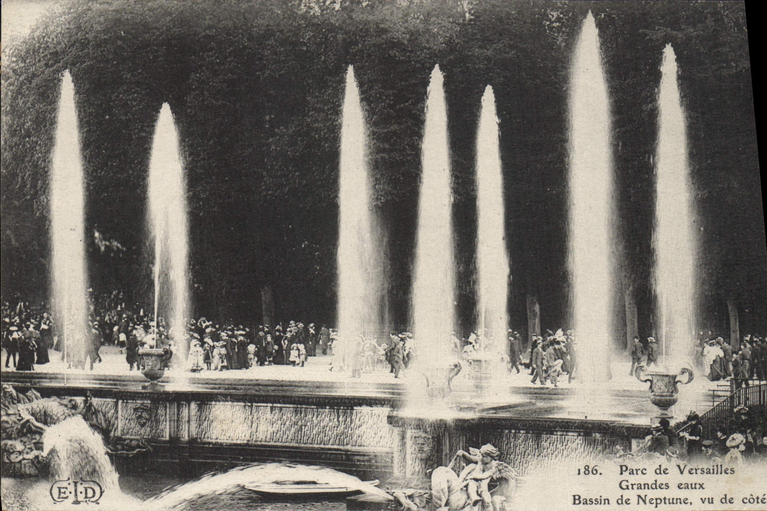 CPA Parc de Versailles Grandes eaux Bassin de Neptune