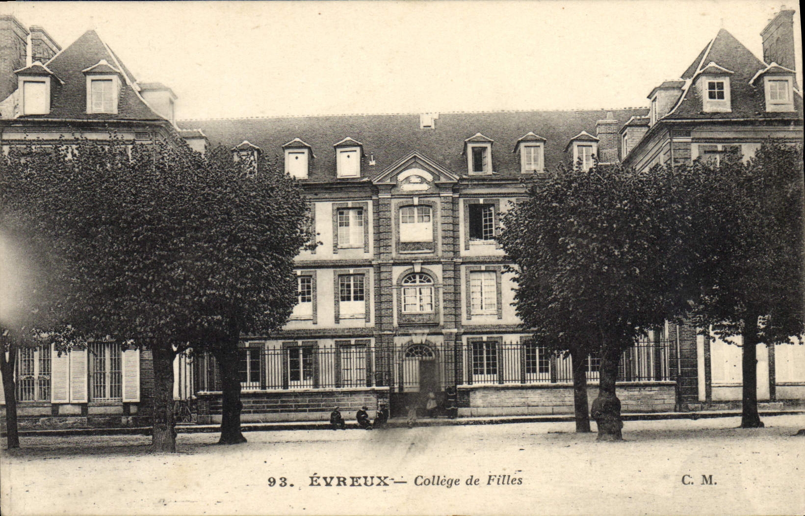 VINTAGE POSTCARD School Evreux College of girls
