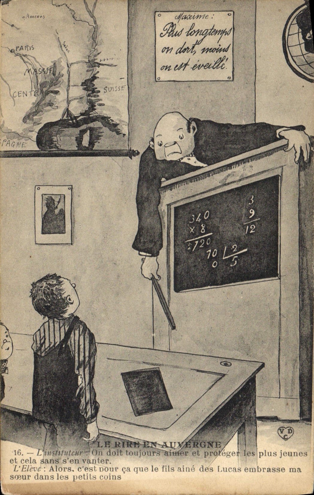 VINTAGE POSTCARD School the laughter in Auvergne