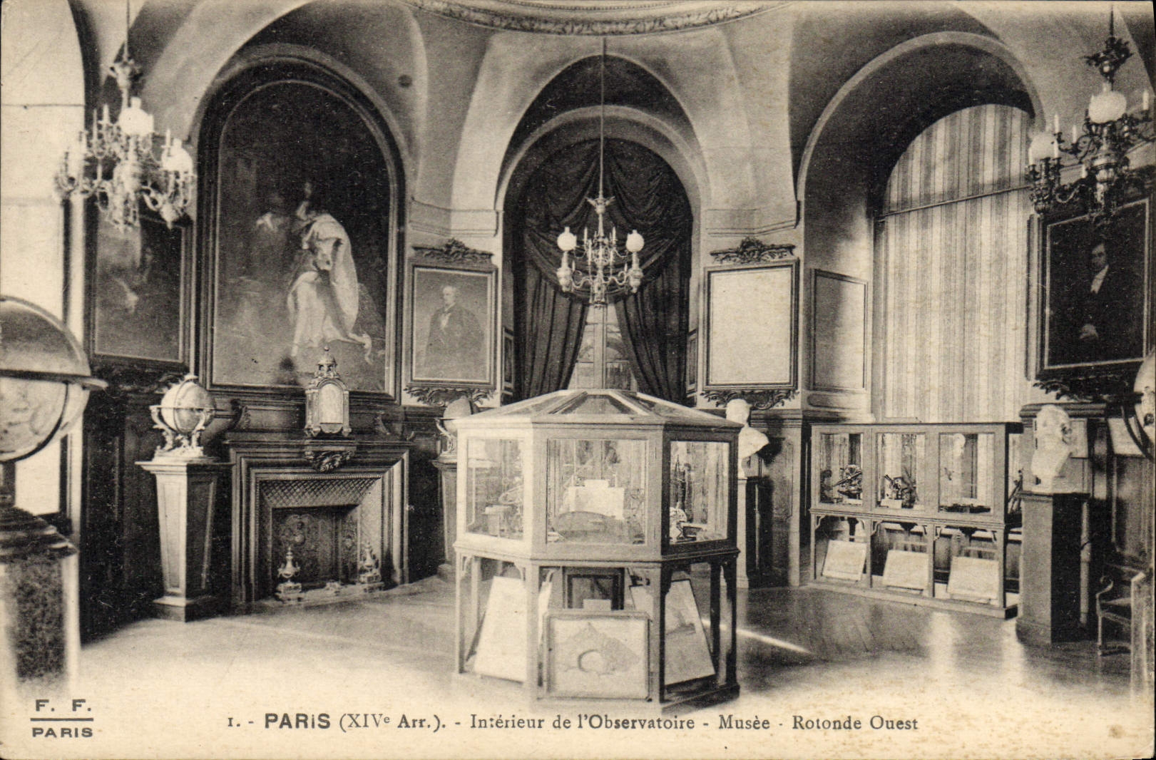 CPA Paris Interieur De I'Observatoire Musee Rotonde Ouest