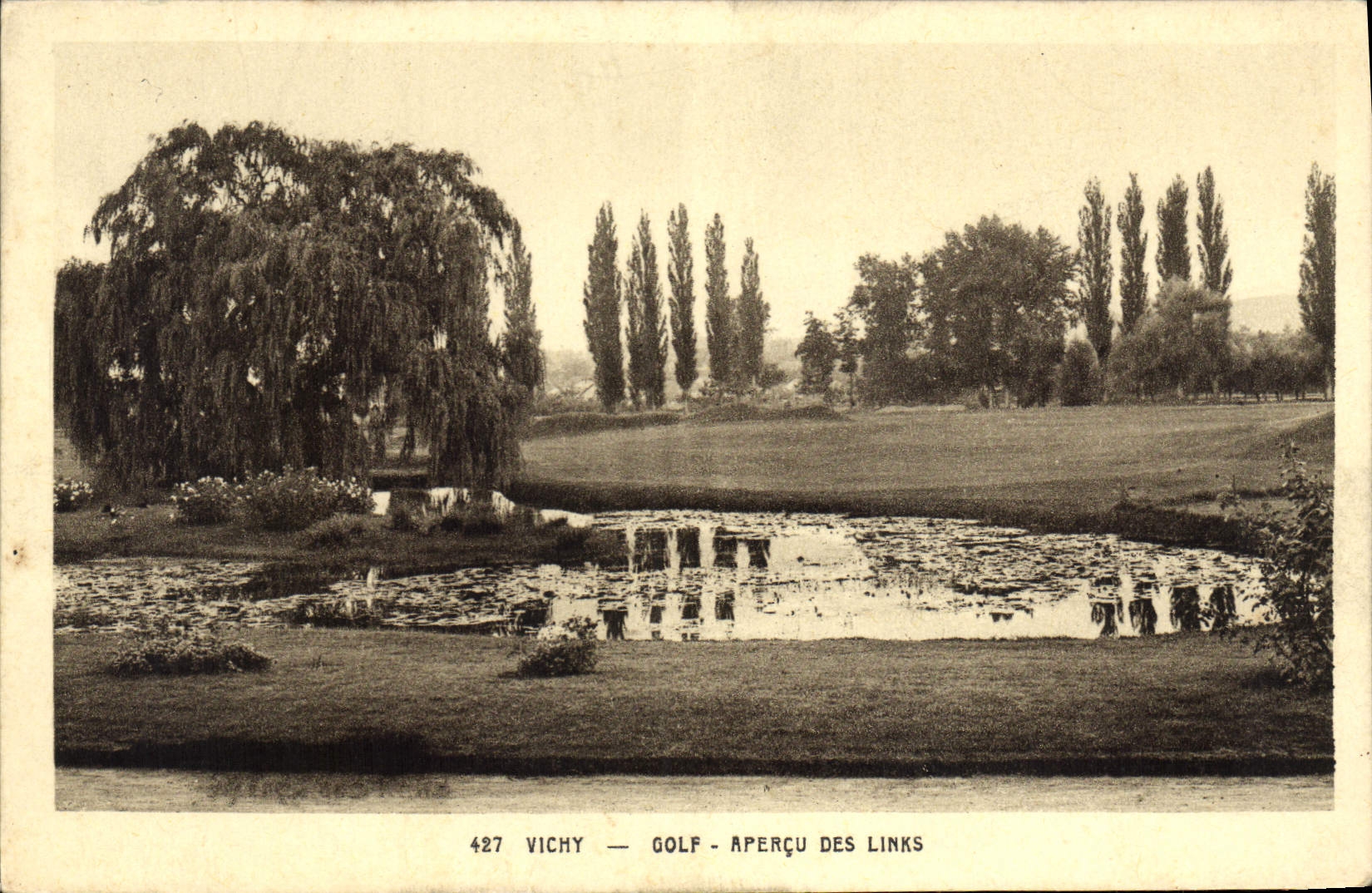 VINTAGE POSTCARD Vichy Golf Seen Of Links