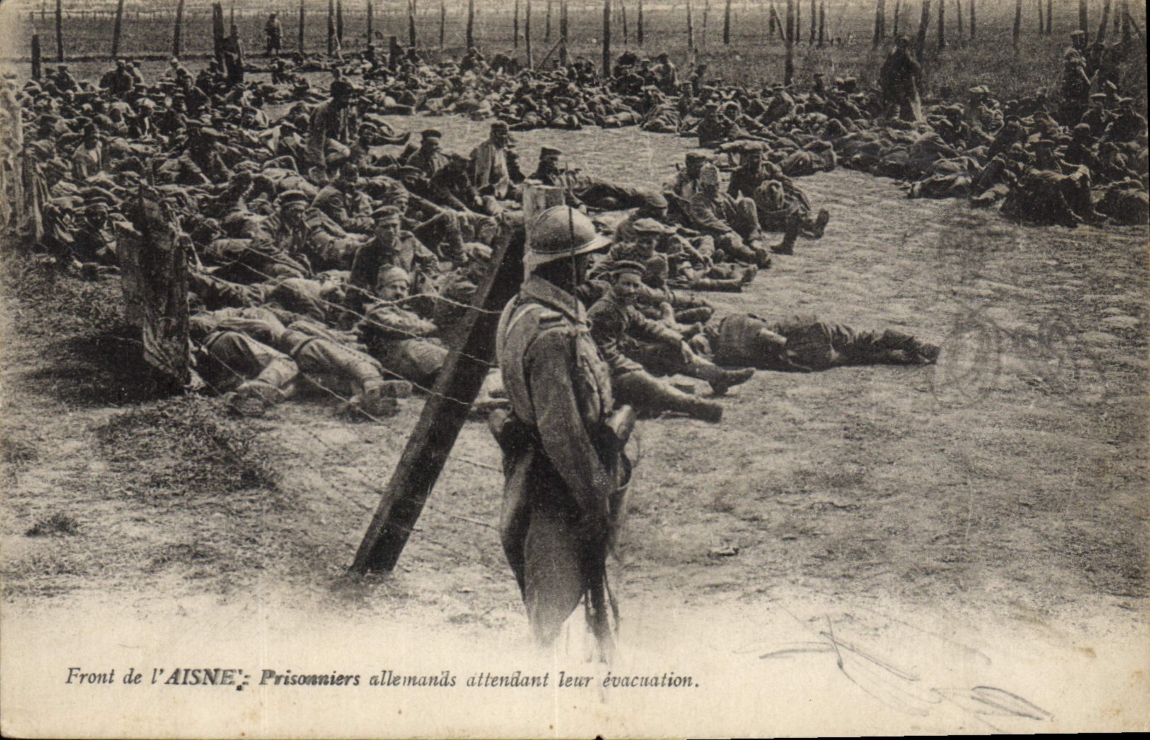 VINTAGE POSTCARD Militaria Face of Aisne German Prisoners awaiting their evacuation