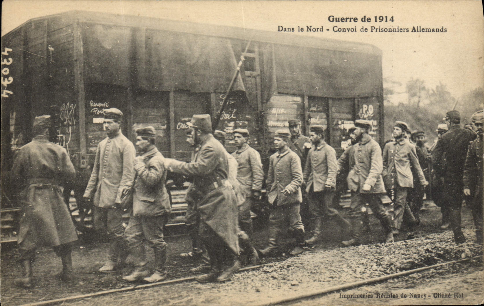 VINTAGE POSTCARD Militaria In North Convoy of German prisoners