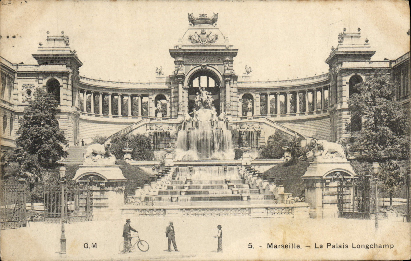 CPA Marseille Le Palais Longchamp