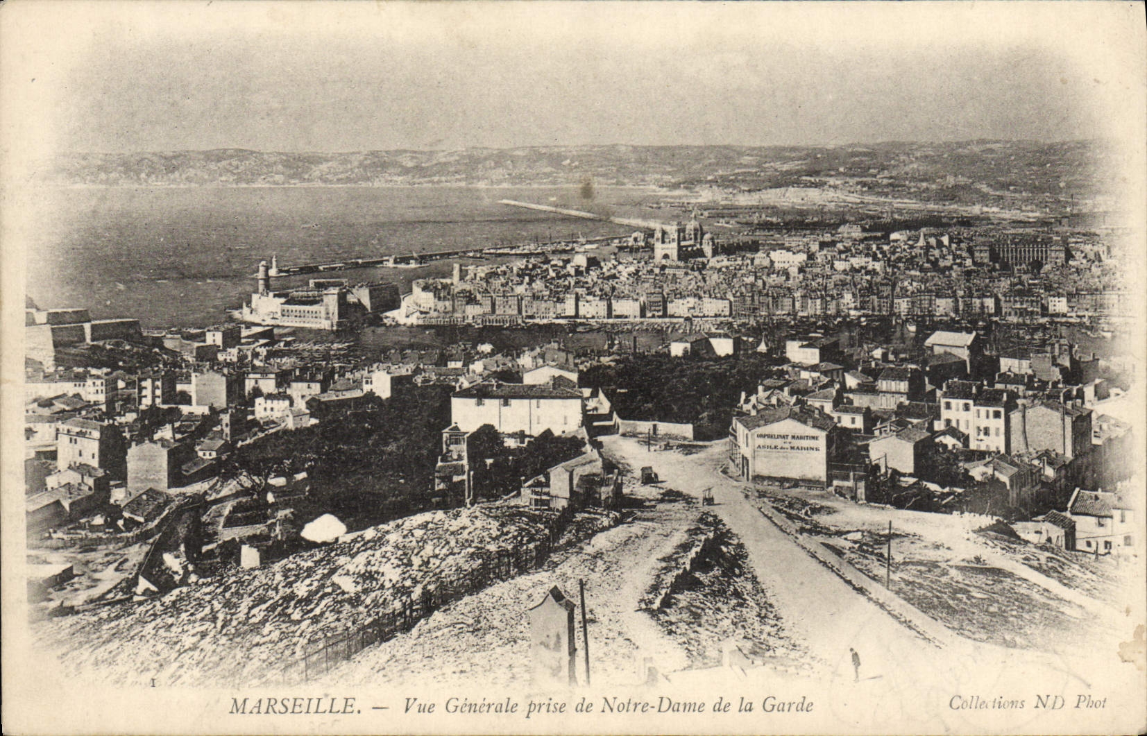 CPA Marseille Vue Generale Prise De Notre Dame De La Garde