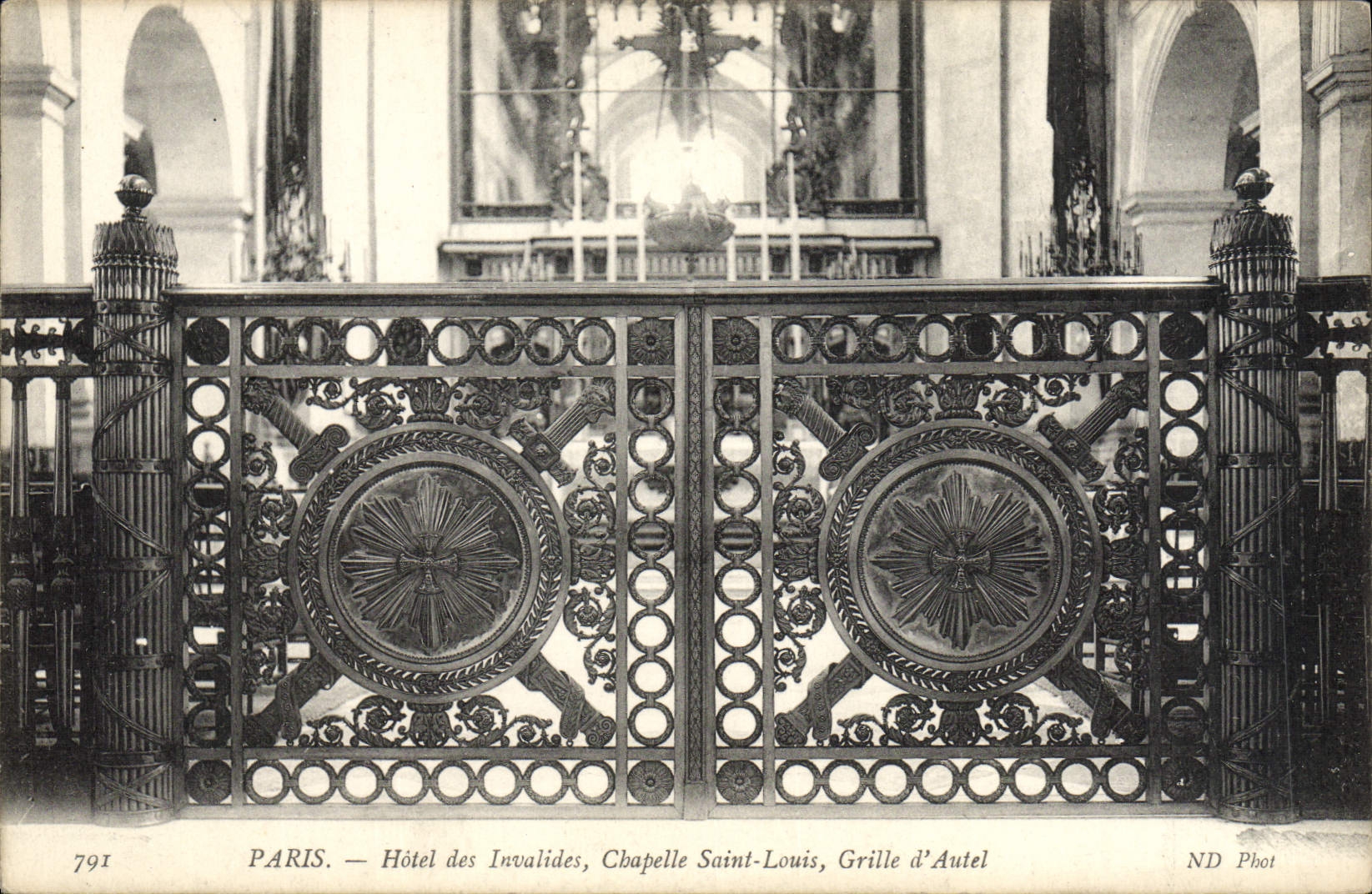 CPA Paris Hotel Des Invalides Chapelle Saint Louis Grille d'autel