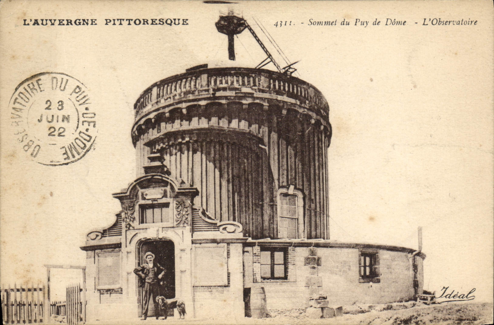 VINTAGE POSTCARD Summit of Puy de Dome the Observatory