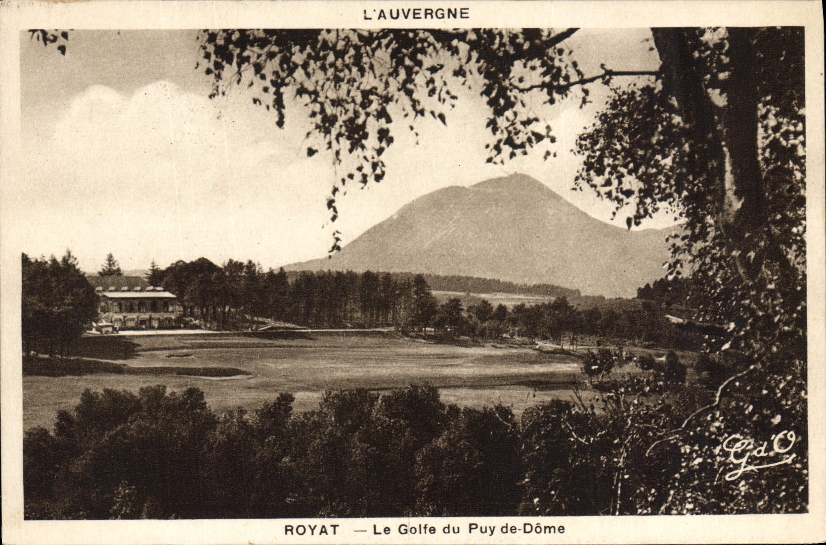 CPA Royat Le Golfe Du Puy De Dome