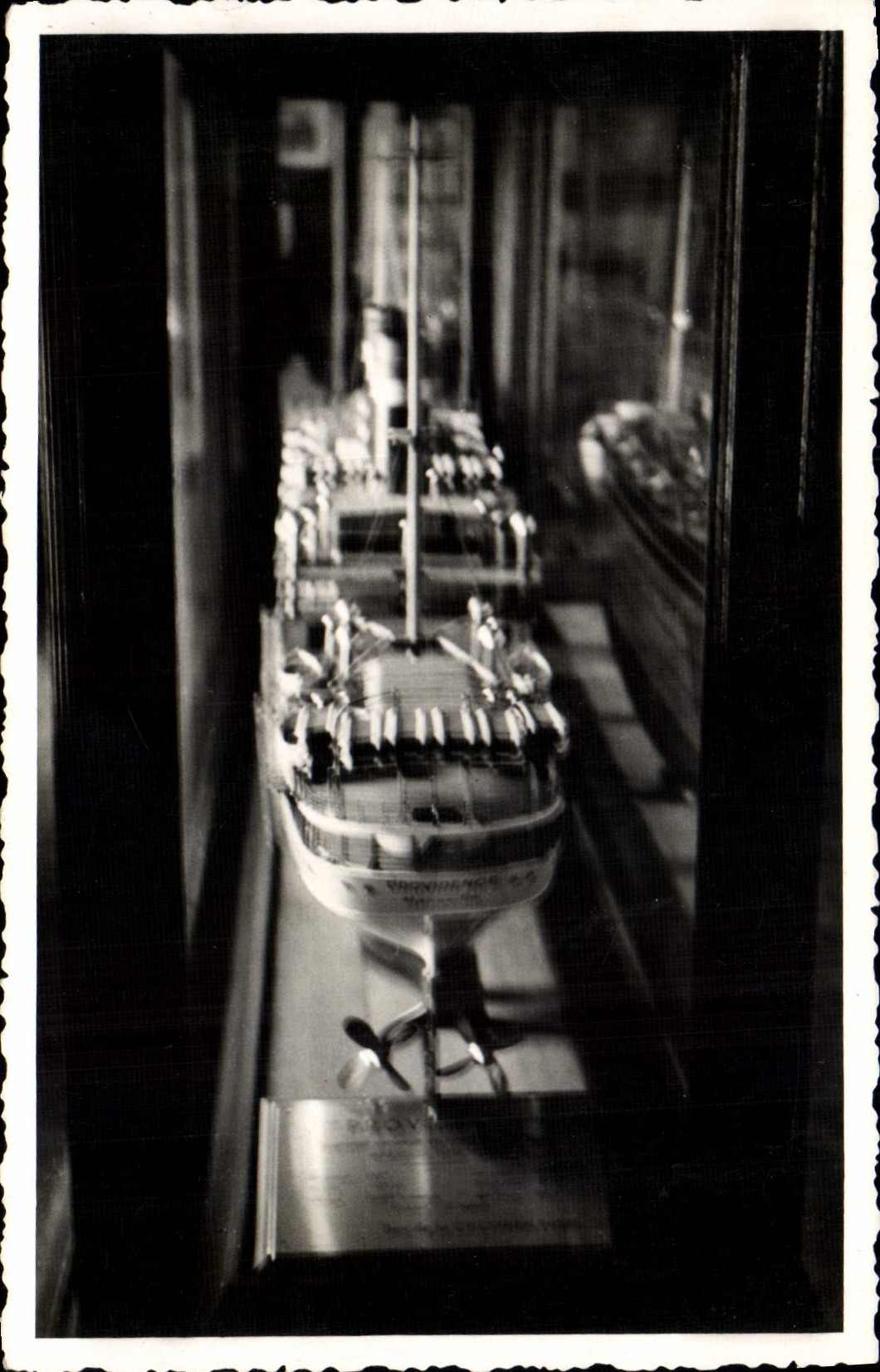 CARTE PHOTO Maquette Bateau 