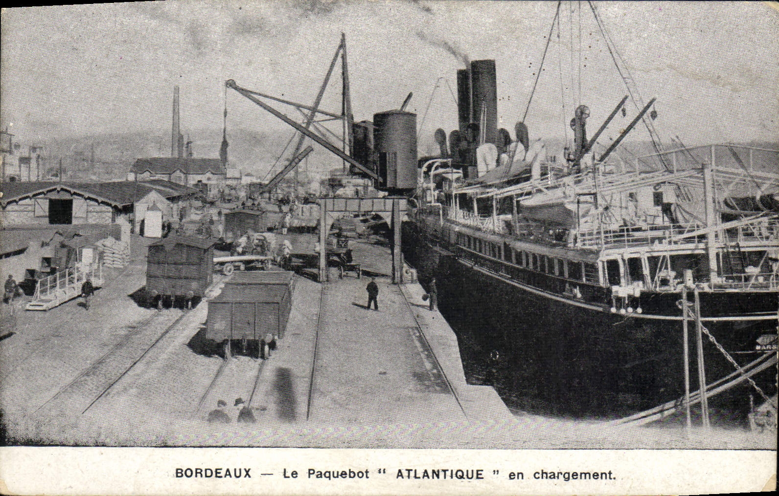 VINTAGE POSTCARD Boat Atlantic Steamer in Bordeaux loading
