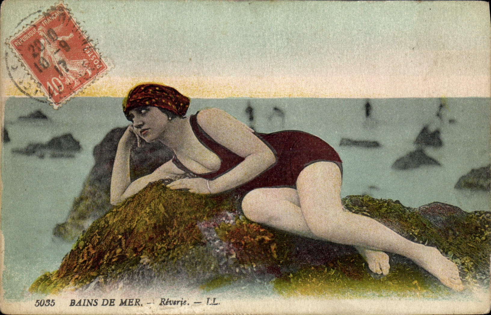 VINTAGE POSTCARD Folklore Bathing suit Woman Sea bathings Daydream