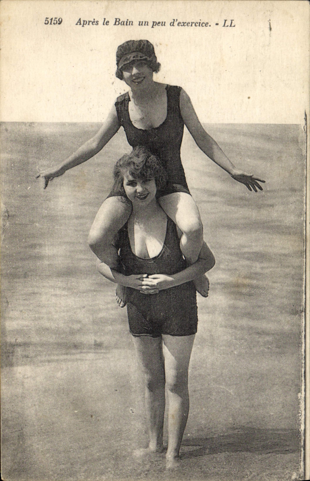 VINTAGE POSTCARD Folklore Bathing suit Woman After the bath a little exercise