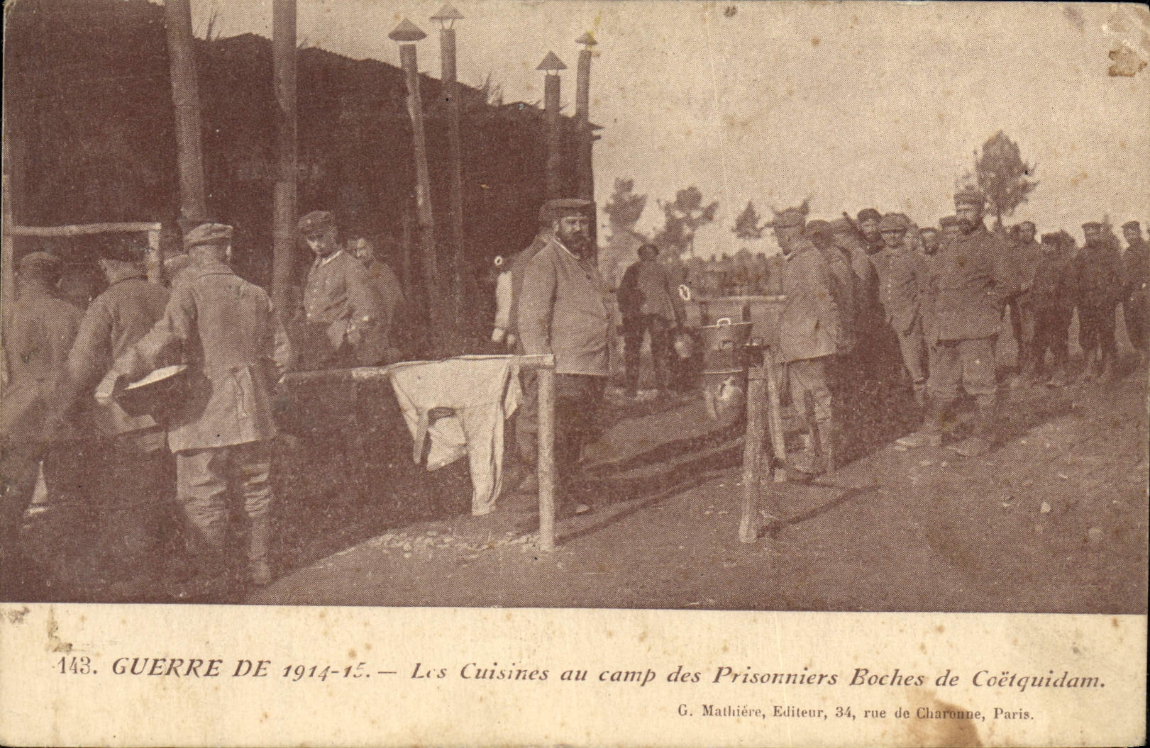 CPA Militaria Les cuisines au camp des prisonniers boches de Coetquidam