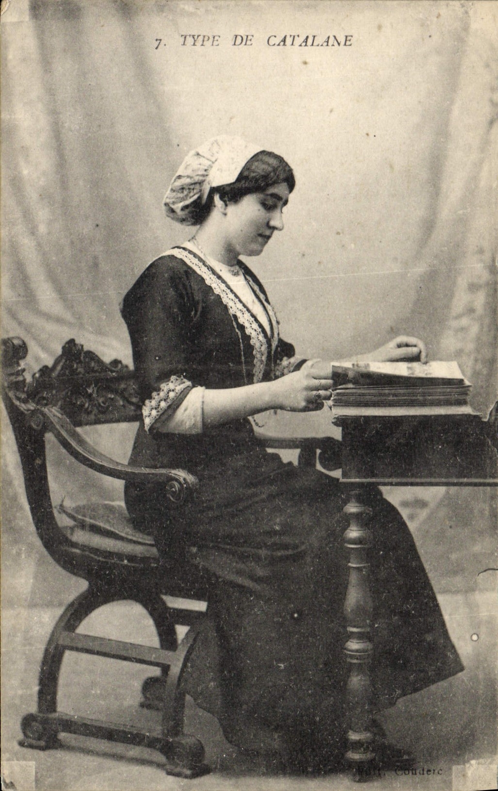 CPA Folklore Type de Catalane