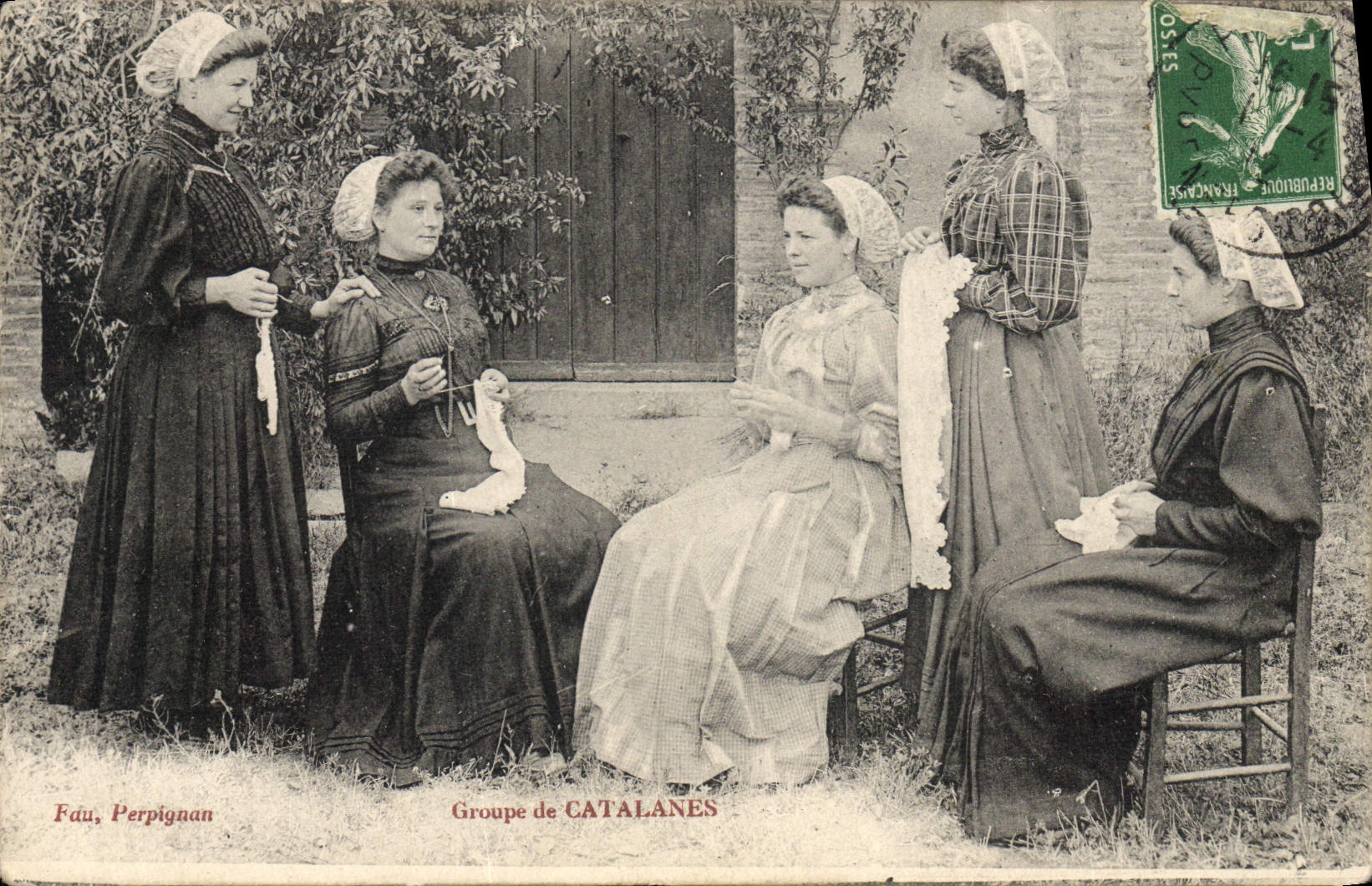 CPA Folklore Groupe de Catalanes