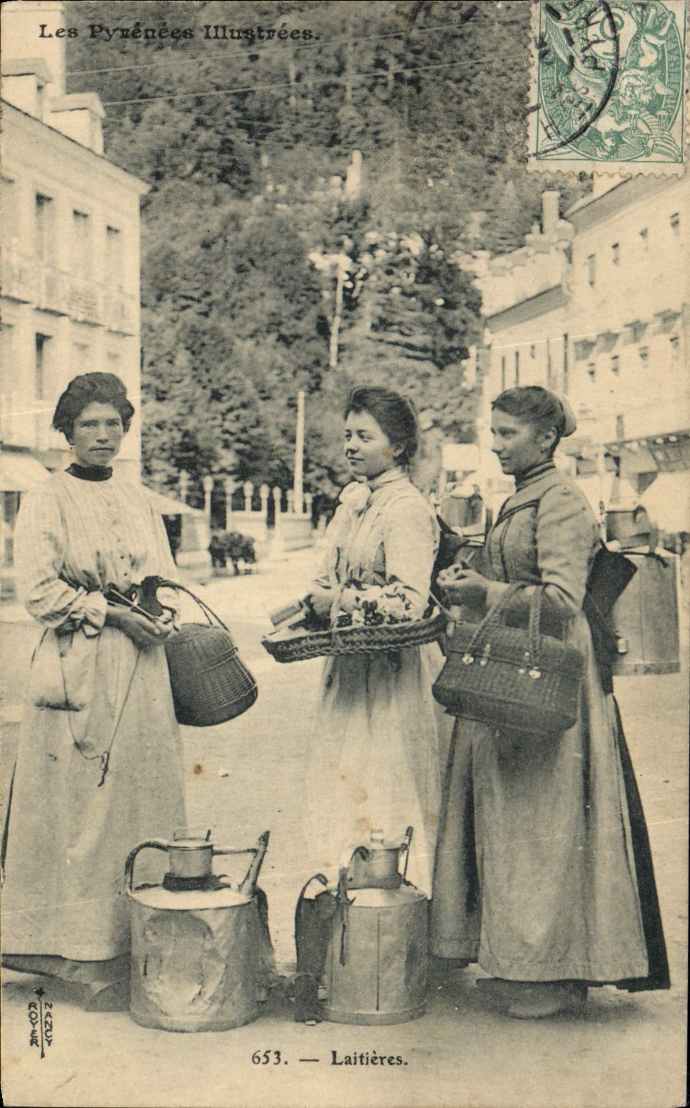 CPA Folklore Pyrenees Laitieres TOP