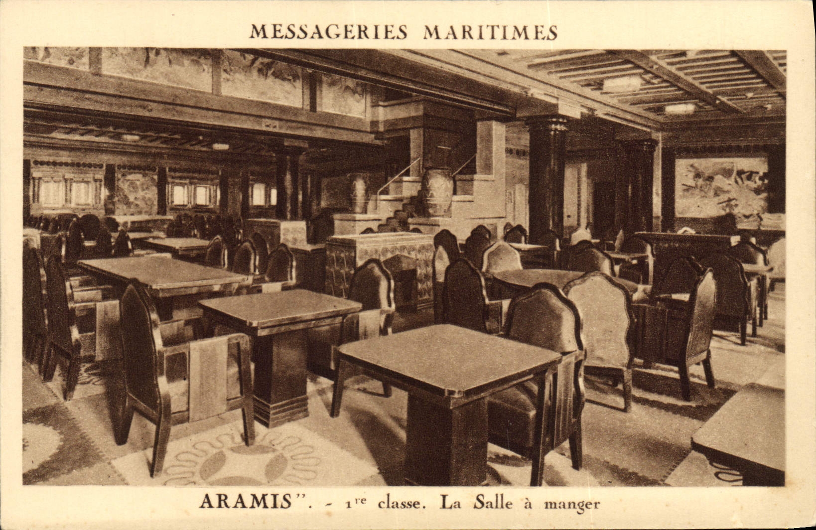 CPA Bateau Paquebot Messageries Maritimes Aramis La salle a manger