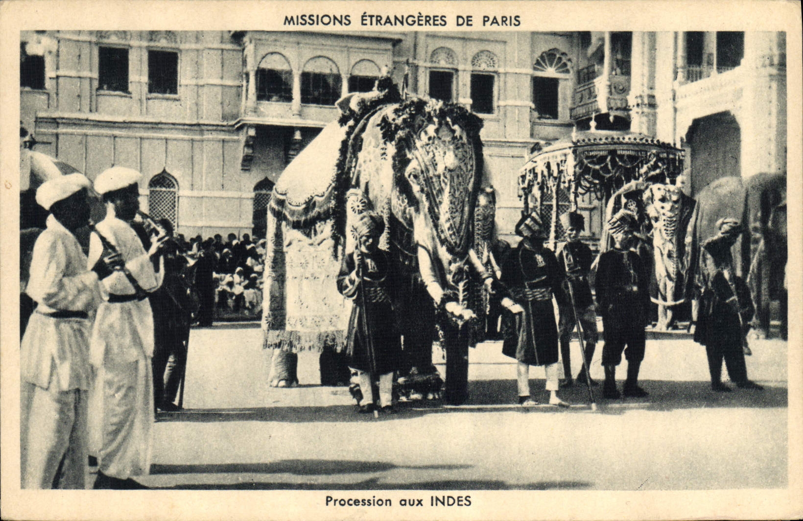 CPA Elephant Missions etrangeres de Paris Procession aux Indes