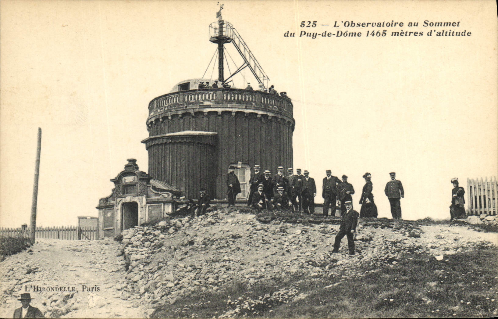VINTAGE POSTCARD Astronomy the Observatory at the top of Puy de Dome