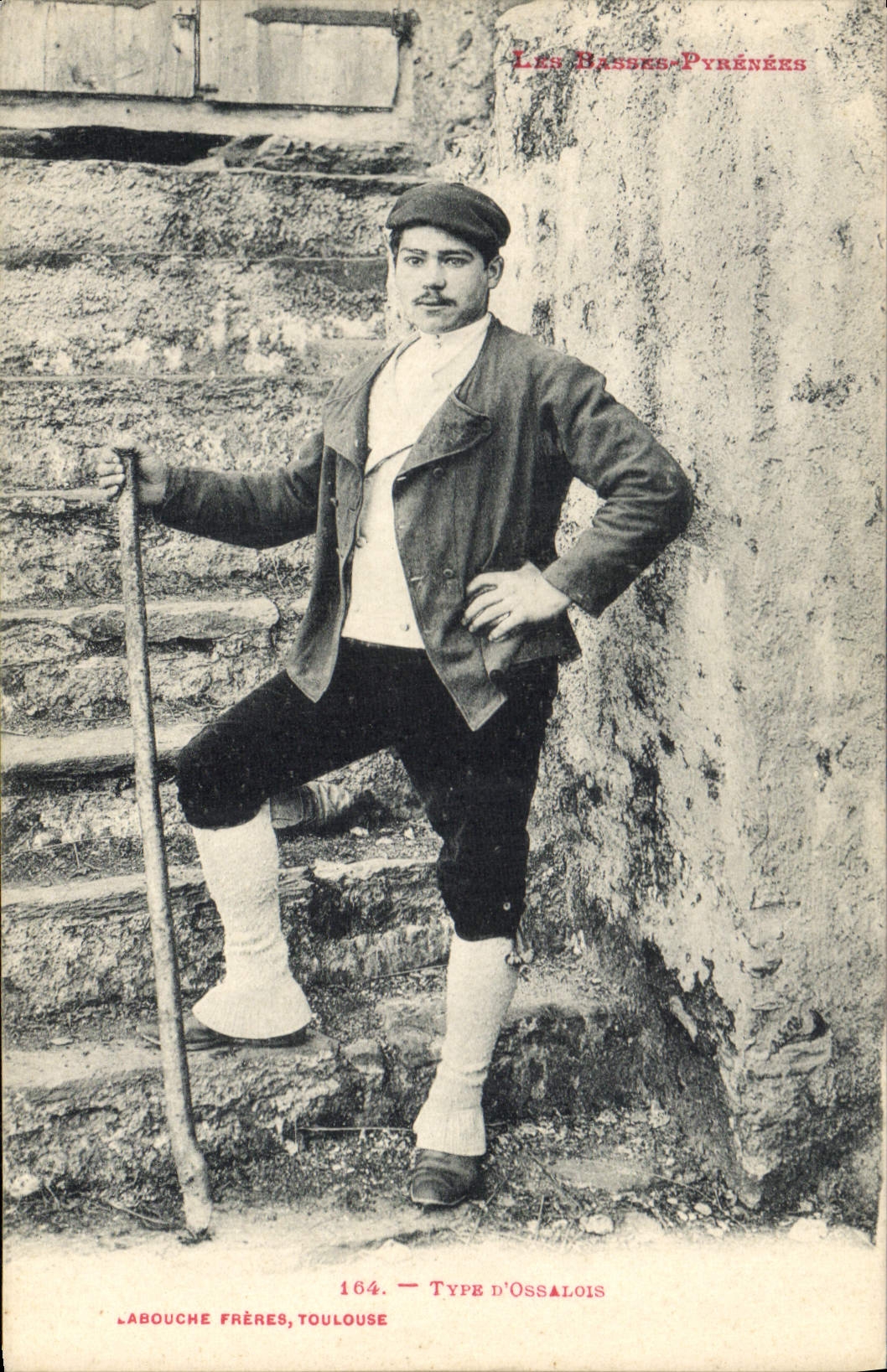 CPA Basses Pyrenees Types d'Ossalois 