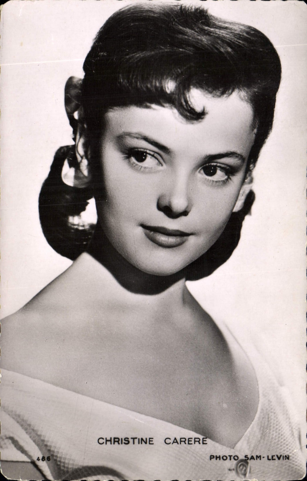 VINTAGE POSTCARD Cinema Christine Carere