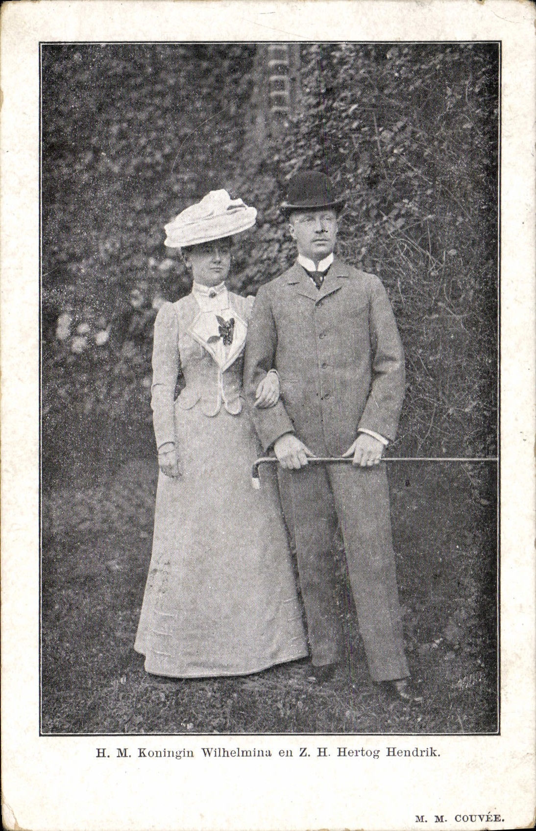 VINTAGE POSTCARD Wilhelmina Hendrik