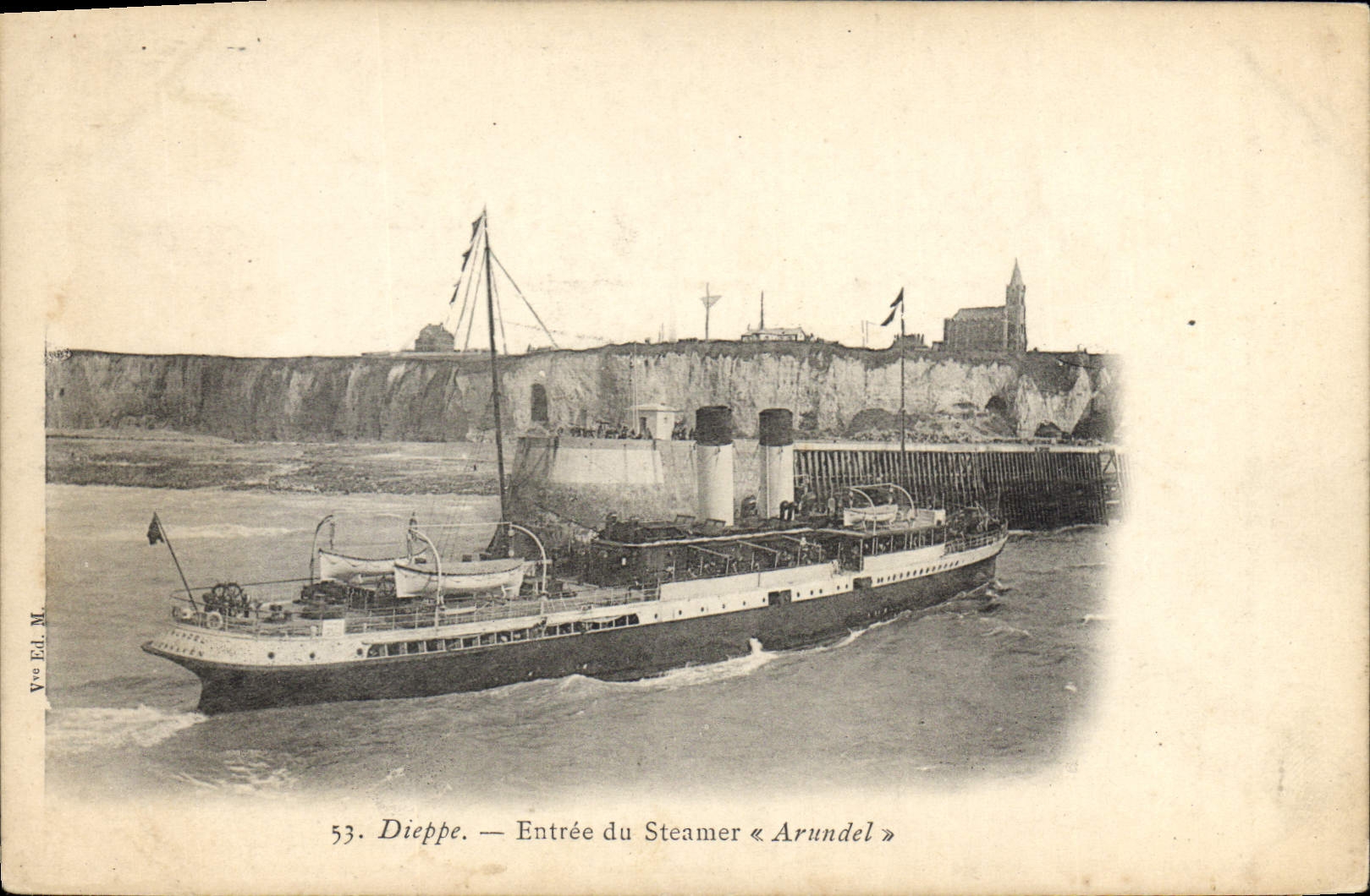 CPA Bateau Paquebot Dieppe Entree du steamer Arundel
