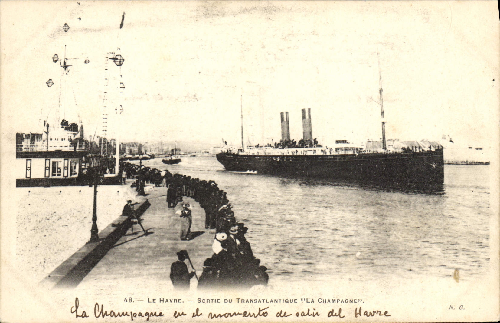 CPA Bateau Le Havre Sortie du transatlantique La Champagne 